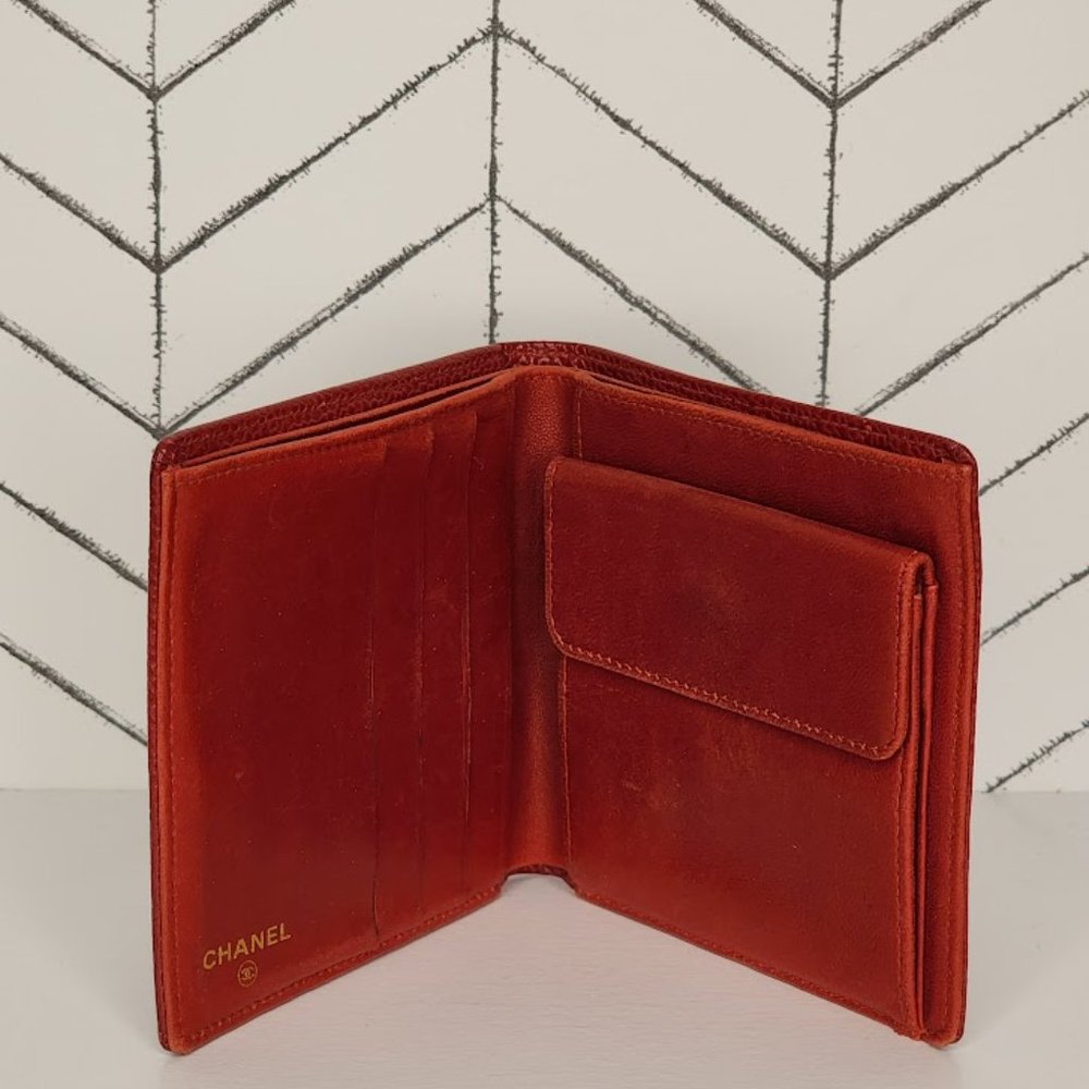 Chanel CC Bifold Caviar Leather Wallet - Picture 3 of 13